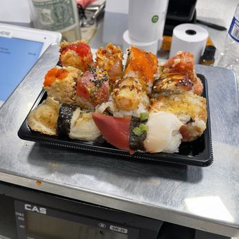 FOB Sushi Bar - 1 lb Sushi ($14.99/lb = $14.99) - Sushi Bars Near Me - Seattle, Washington