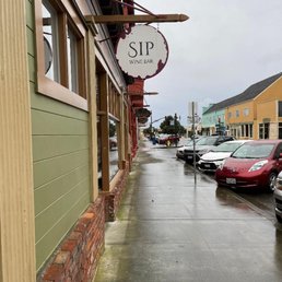 SIP wine bar on Laurel next to Cucina Verona SIP wine bar on Laurel next to Cucina Verona