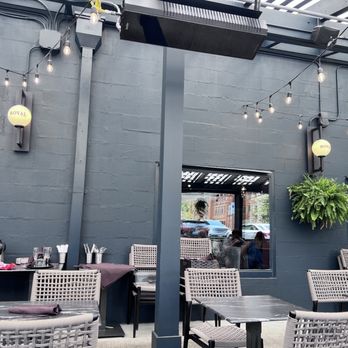 Royal Restaurant - Outdoor patio - Breakfast & Brunch Near Me - Alexandria, Virginia Royal Restaurant - Outdoor patio - Breakfast & Brunch Near Me - Alexandria, Virginia