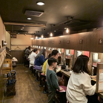 一蘭 天神西通り店 - Updated July 2026 - 51 Photos & 16 Reviews