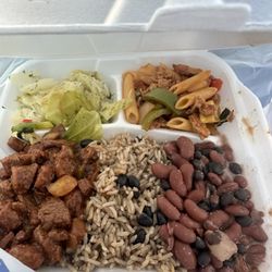 Bobby's Meals - The large, 3 side option