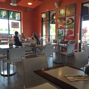 Crazy Bowls & Wraps - Nice and clean place - Salad Near Me - Saint Louis, Missouri
