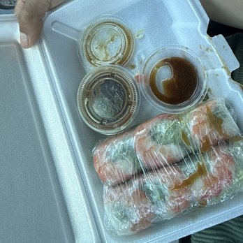 Pho Towda - Summer roll shrimp - Vietnamese Near Me - Fairfax, Virginia Pho Towda - Summer roll shrimp - Vietnamese Near Me - Fairfax, Virginia