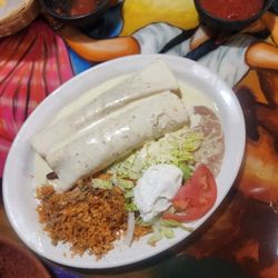 El Paricutin Mexican Restaurant - Burrito Supremo