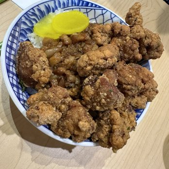 Hoja - Braised pork and Taiwanese fried chicken - Desserts Near Me - Markham, Ontario