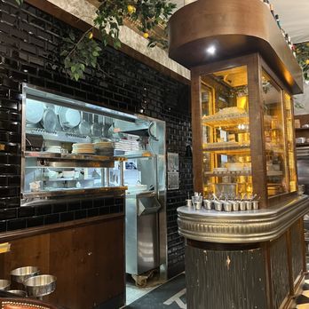 Villa Sophia - Italian Near Me - Paris, 75 Villa Sophia - Italian Near Me - Paris, 75