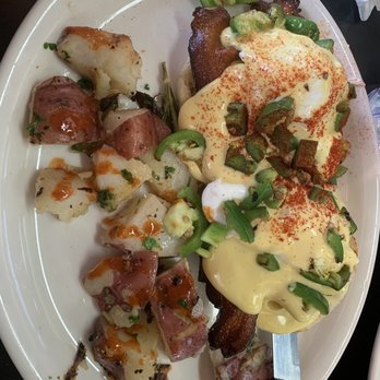 Millie's Cafe - California Benedict with jalapeños added - Breakfast & Brunch Near Me - Los Angeles, California