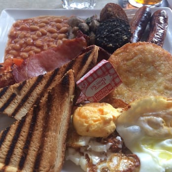 The Bombardier - Traditional full English breakfast - yummy greasy goodness - Pubs Near Me - Paris, 75