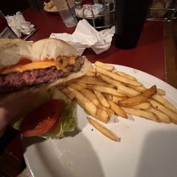 Ivy League Bar & Grill