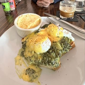 Full Belly - Sourdou Eggs Benny with cheesy grits - Breakfast & Brunch Near Me - Olmos Park, Texas Full Belly - Sourdou Eggs Benny with cheesy grits - Breakfast & Brunch Near Me - Olmos Park, Texas
