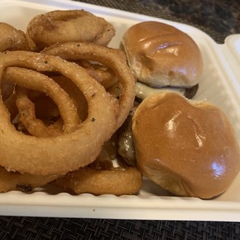 HI Sliders - Food Trucks Near Me - Mililani, Hawaii