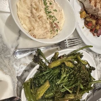 Echo & Rig - Garlic mash and broccolini - Steakhouses Near Me - Sacramento, California