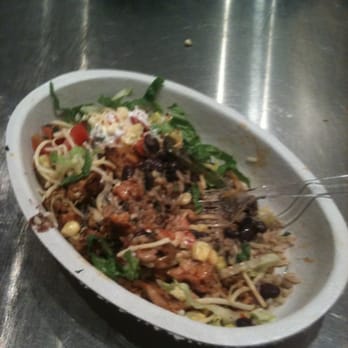 Chipotle Mexican Grill - Mexican Near Me - Toronto, Ontario