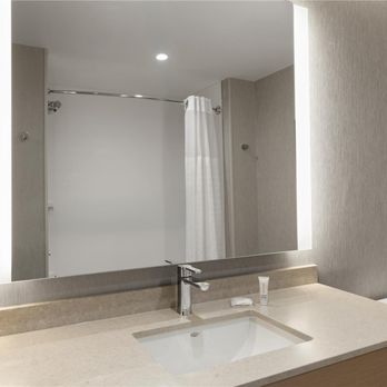 Hyatt Place - Bathroom - Hotels Near Me - Casper, Wyoming