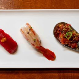 Tuna Tartar Roll