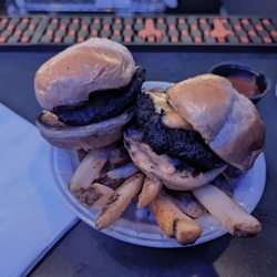 Hue Chicago - Beef Sliders