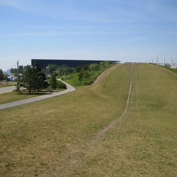 Waldron Bike & Hike Hump - Waldron Hill - Bottom - Parks Near Me - Chicago, Illinois Waldron Bike & Hike Hump - Waldron Hill - Bottom - Parks Near Me - Chicago, Illinois