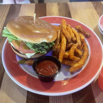 Stearman Field Bar & Grill - Stearman burger - American Near Me - Benton, Kansas Stearman Field Bar & Grill - Stearman burger - American Near Me - Benton, Kansas