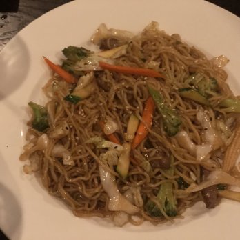 Ginban Sushi - Beef yakisoba - Sushi Bars Near Me - Phoenix, Arizona