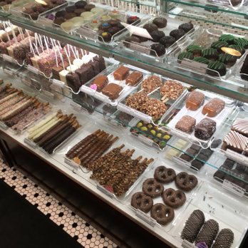 Kilwins - Chocolatiers & Shops Near Me - Dublin, Ohio