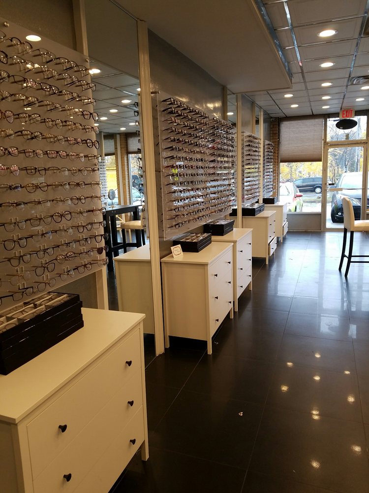 BRIGHT VIEW OPTICAL Updated September 2024 40 Main St, Monsey, New