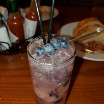Boulevard Cafe - Berry fizz cocktail - New American Near Me - Daly City, California