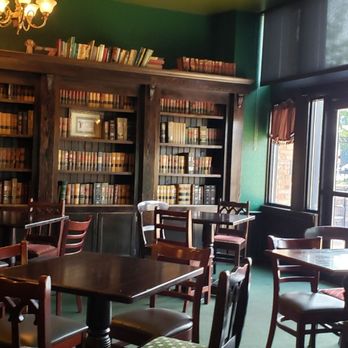 Mo's Irish Pub - Irish Near Me - Wauwatosa, Wisconsin Mo's Irish Pub - Irish Near Me - Wauwatosa, Wisconsin
