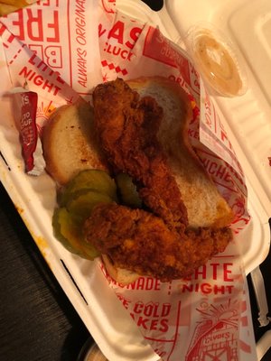 Original Clyde's Hot Chicken by null