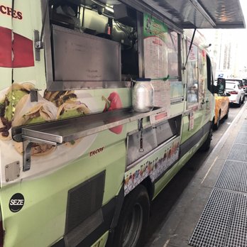 Tacos y quesadillas - Food Trucks Near Me - New York, New York Tacos y quesadillas - Food Trucks Near Me - New York, New York