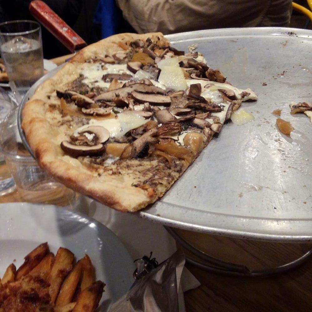 X-Lrg mushroom deluxe pie.... Almost gone!