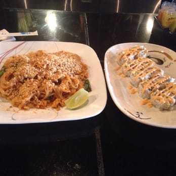 Thai Palace and Sushi - Chicken pad Thai and spicy tuna roll. Dream come true. - Thai Near Me - Ozark, Missouri Thai Palace and Sushi - Chicken pad Thai and spicy tuna roll. Dream come true. - Thai Near Me - Ozark, Missouri