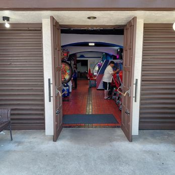 Sunnyvale Golfland USA - Arcade game - Mini Golf Near Me - Sunnyvale, California Sunnyvale Golfland USA - Arcade game - Mini Golf Near Me - Sunnyvale, California