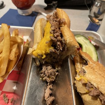 Dish n' Dat - Steak and cheese sans the extras - American Near Me - Canton, Connecticut