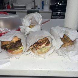 Grilled Chicken Sandwich B7 Burger Potato Fries B7 sauce Grilled Chicken Sandwich B7 Burger Potato Fries B7 sauce