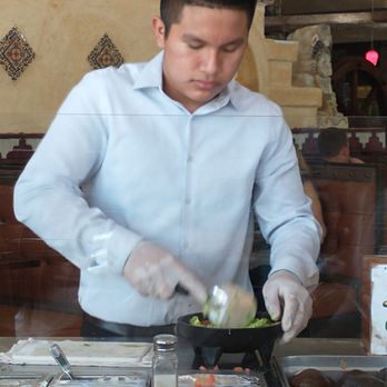 Plaza Azteca - Fresh made gaucamole at the table - Mexican Near Me - Midlothian, Virginia