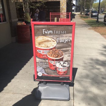 Bruster's Real Ice Cream - Ice cream sign - Ice Cream & Frozen Yogurt Near Me - Cornelius, North Carolina