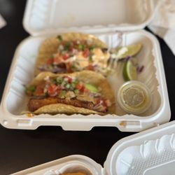 Hawaiian Fresh Seafood - Fish taco