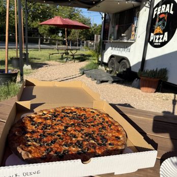 Feral Pizza - Pizza Near Me - Austin, Texas