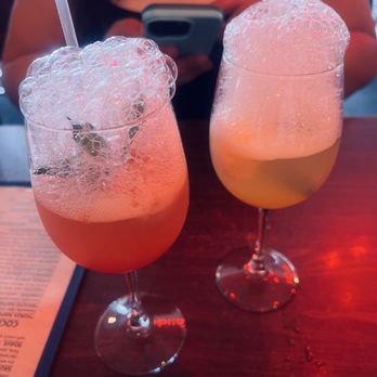 Napoli Per Tutti - Strawberry and Peach Spritz - Pizza Near Me - Schaumburg, Illinois Napoli Per Tutti - Strawberry and Peach Spritz - Pizza Near Me - Schaumburg, Illinois