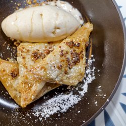Meso Modern Mediterranean - Pear & Medjool Dates ($10)