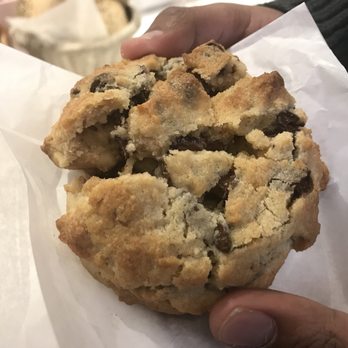 Levain Bakery - Chocolate chip walnut cookie OH my lord - Bakeries Near Me - New York, New York