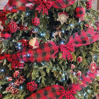 Newk's Eatery - Christmas Tree - Salad Near Me - Cypress, Texas