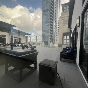 Arrive River Oaks - Patio/pool - Apartments Near Me - Houston, Texas