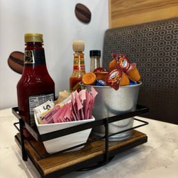 Condiment carousel