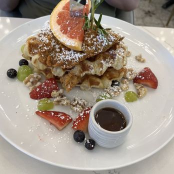 Sweet Maple - Chicken croffle - Breakfast & Brunch Near Me - Cupertino, California
