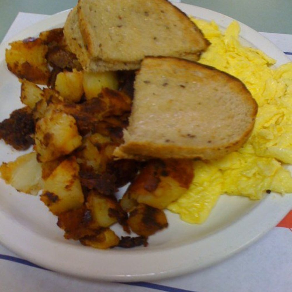 Rodd's Restaurant - Diners Near Me - Bristol, Connecticut