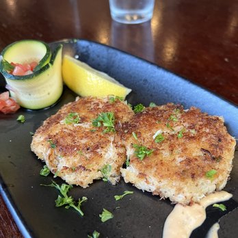 Tidal Raves - Crab cakes - New American Near Me - Depoe Bay, Oregon
