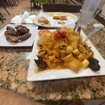 Tropical Beach Cafe - Paella - Cuban Near Me - Miami Beach, Florida