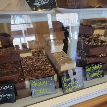 Ghost Town Candy - May 2025 - fudge - Desserts Near Me - Buena Park, California