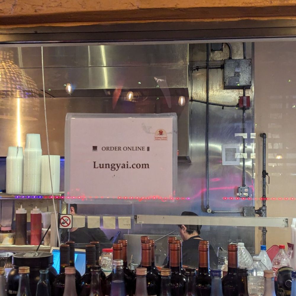 Lung Yai Thai Tapas - Tapas/Small Plates Near Me - Miami, Florida